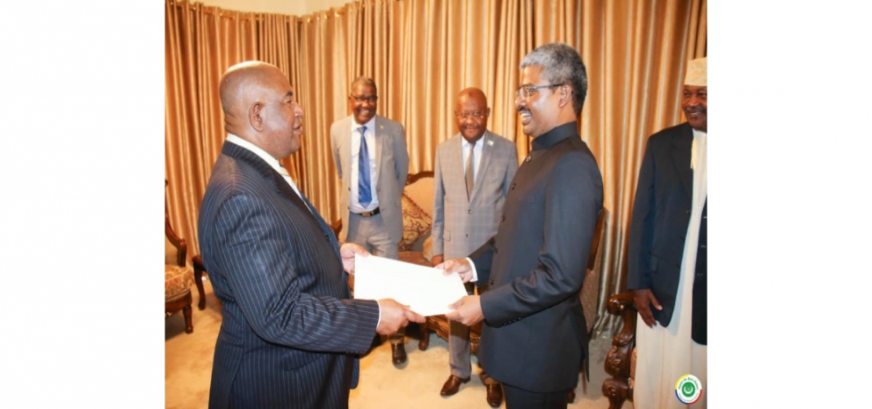 Ambassador Bandaru Wilsonbabu presented his Letter of Credence to  the President of Comoros H.E. Mr. Azali Assoumani  in Moroni.